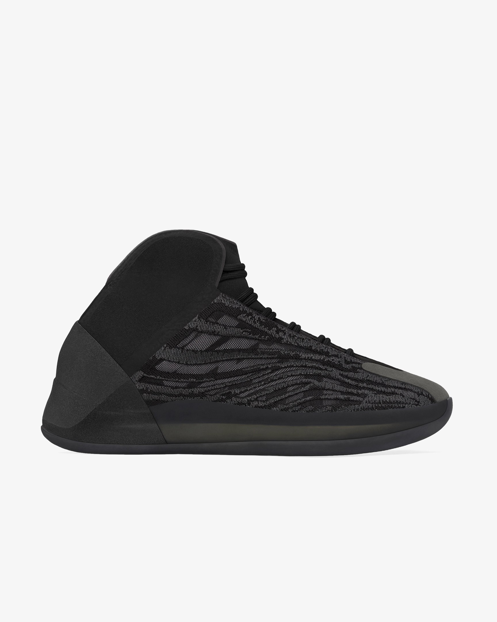 YEEZY QNTM ONYX