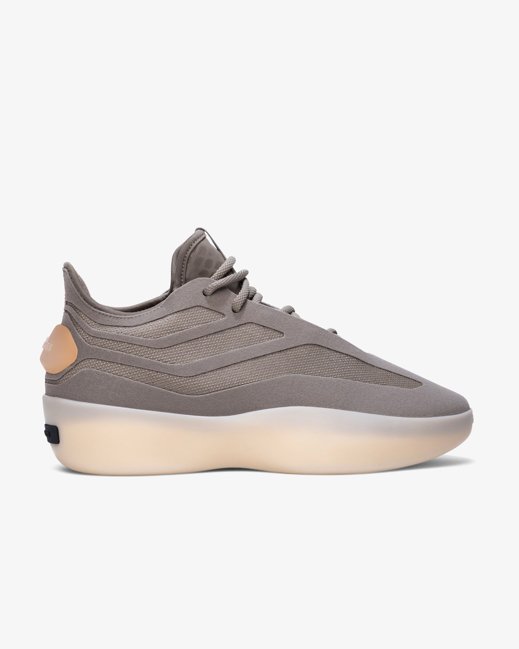 FEAR OF GOD ATHLETICS II BASKET PUTTY BEIGE